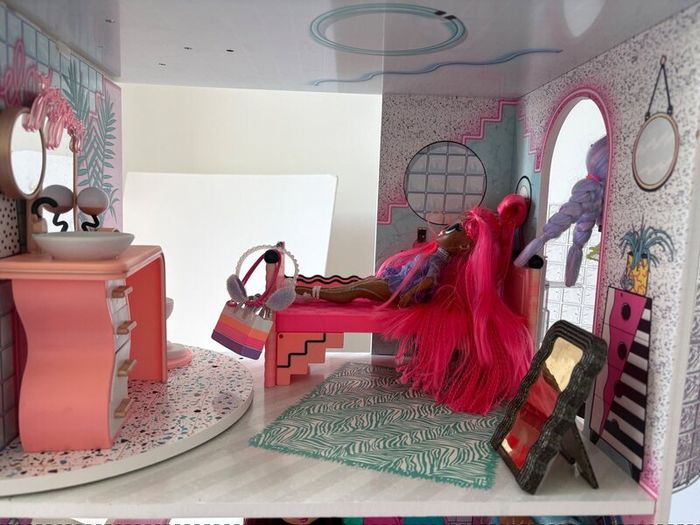 LOL Surprise - OMG House of Surprises