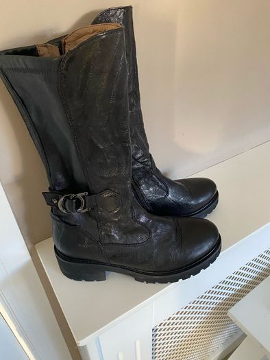 NeroGiardini Womens black leather biker boots