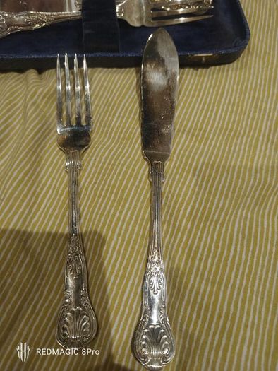 Knives and forks