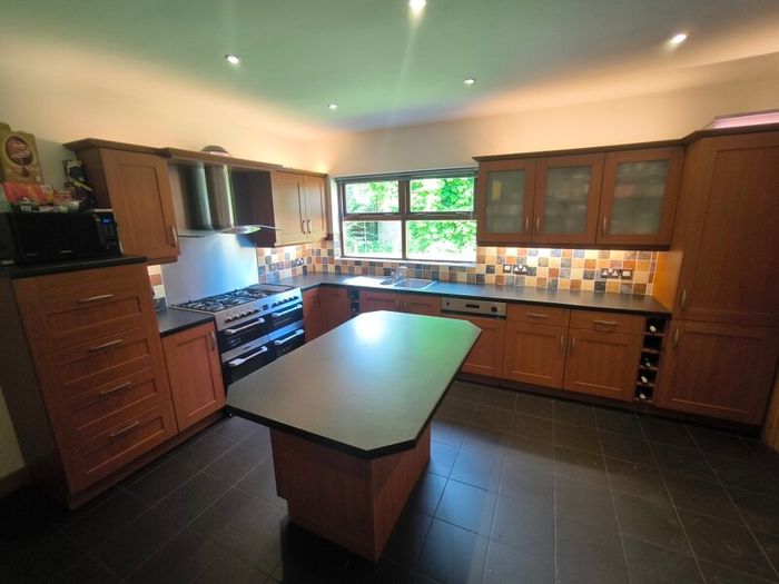kitchen units