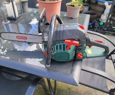 chainsaw