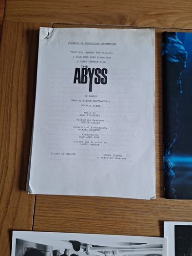 The Abyss Movie Press Kit 1988