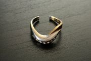 18k / ct Gold Ring with Diamonds