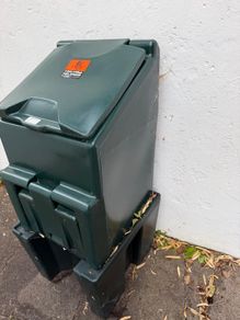 Coal bunker, stand and bag of Coal