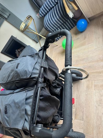 Out and About Double Nipper v4