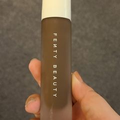 Fenty Beauty Pro Filt'r Soft Matte Longwear Foundation in 498