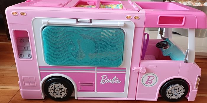 barbie camper
