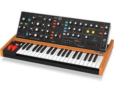 Behringer Poly D - 4-Voice Paraphonic synth