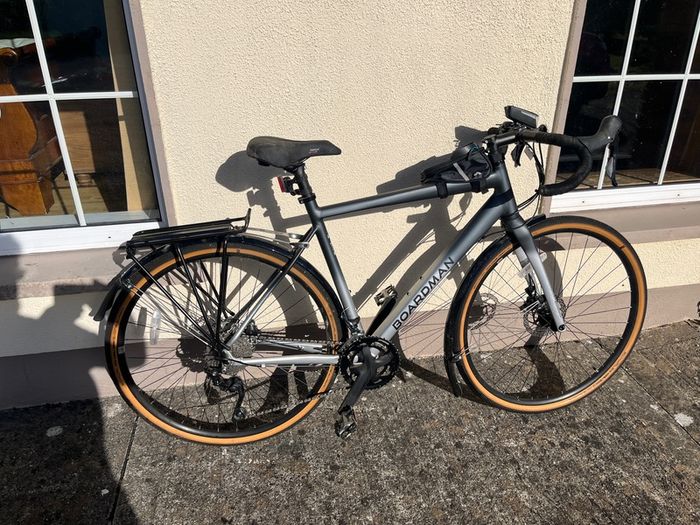 Boardman Gravel Bike hardly used. Stored in Shed.