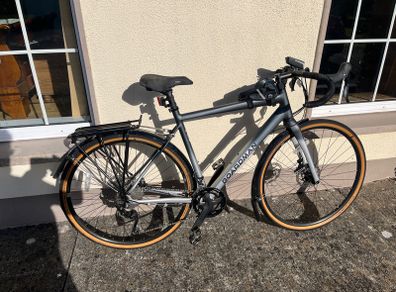 Boardman Gravel Bike hardly used. Stored in Shed.