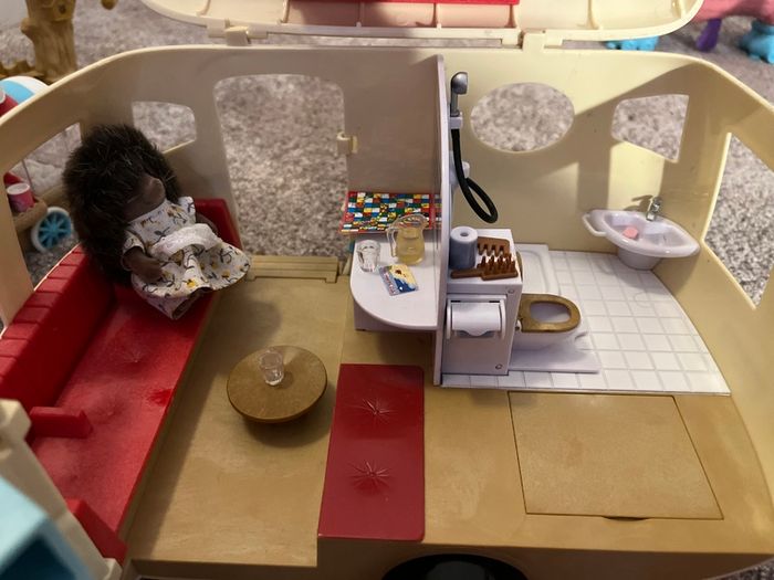 Sylvanian Families Caravan