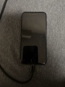 iPhone SE 2 128G