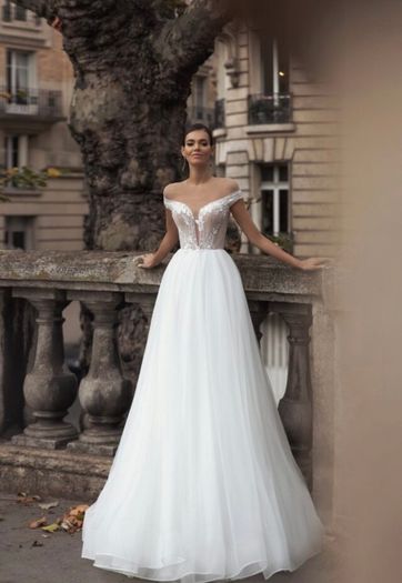 Wedding dress