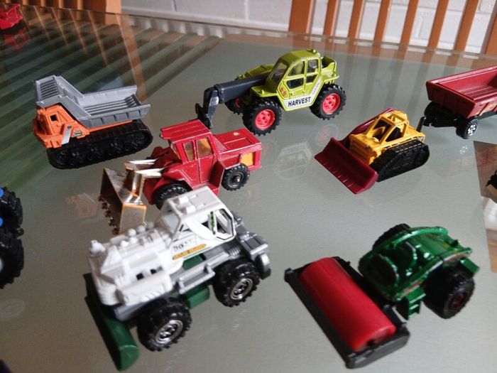 20 Construction And Farm Toy Cars