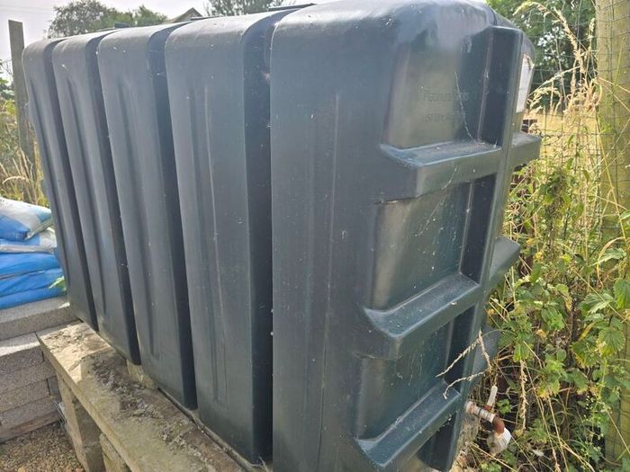 Oil  Tank
