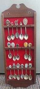 Collectable spoons