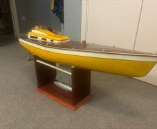 Model yacht