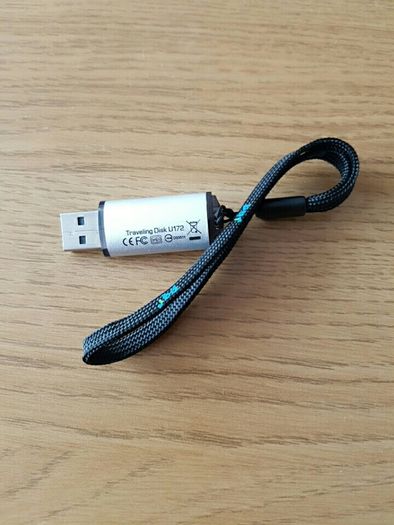 Traveling USB disc