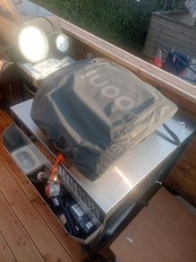 Ooni gas pizza oven and table
