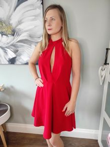 Red dress no1