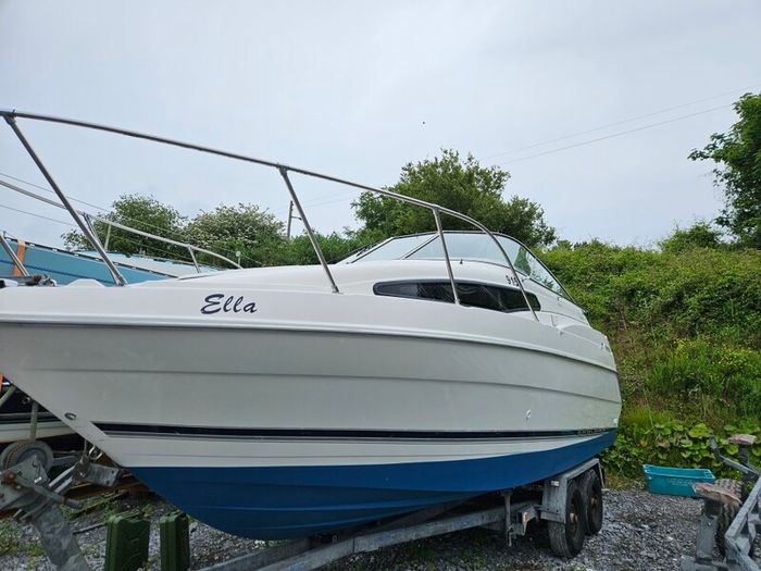 Bayliner 2355 (1999l