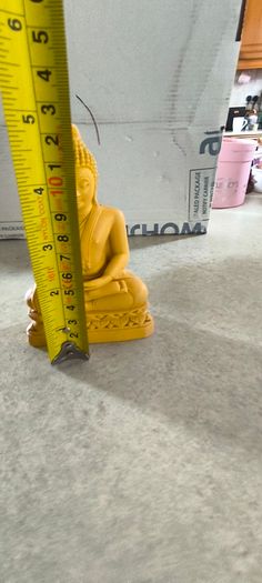 Buddha figure Sri Lanka / Ceylon small sculpture lotus position Asia