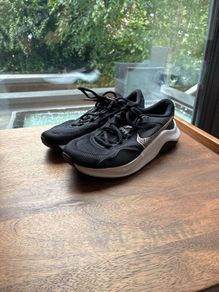 Women's Nike Runners Size 4 UK