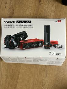Focusrite songwriter/podcast equipment