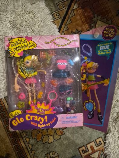Vintage Betty Spaghetty Glo Crazy Doll Rare Colectible