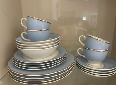 Doulton Pale Blue & Gold Dinner/Tea Set, 20 Pieces
