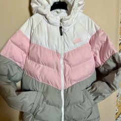 Nike girls puffer jacket XL 158-170cm 13-15yrs
