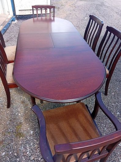 Antique Table And Chairs Extendable