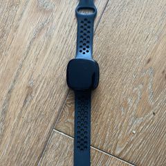 Free fitbit - damaged