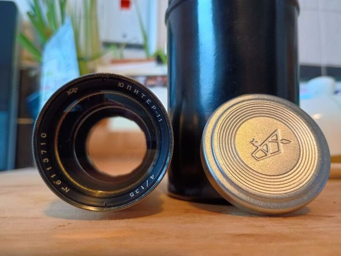 Jupiter 11 135mm f/4 lens