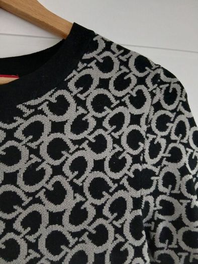 GUESS jumper