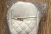 White mini backpack with key ring and 2 zipped pockets