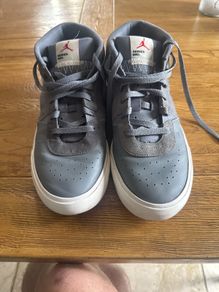 Size 10 UK casual jordan trainerss