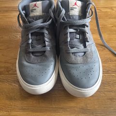 Size 10 UK casual jordan trainerss