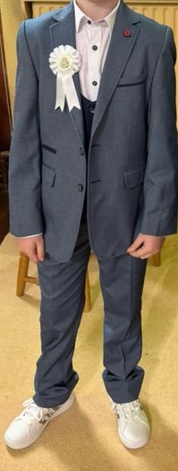 Boys Benetti suit communion / wedding / page boy