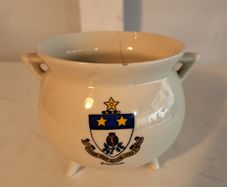 Crock/Skillet Pot Souvenir 'Greystones'