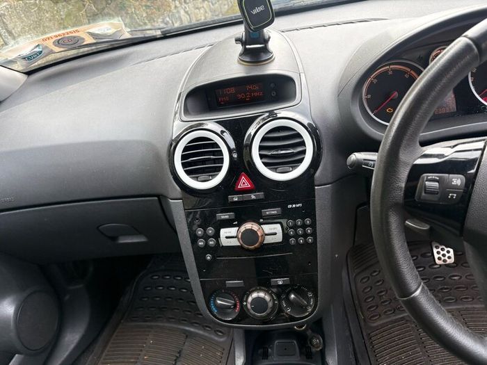 2012 Opel Corsa - please read the description!