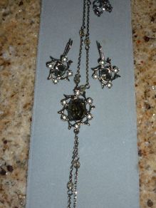 Necklace Pendant Earring Set.  Vintage chain & ear rings
