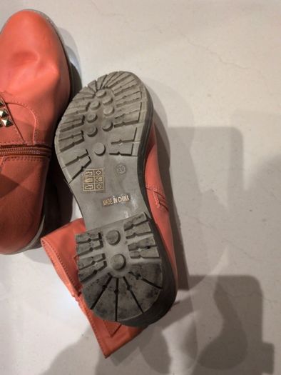 Top Or Orange Ankle Boots.  S.39-6.  New. Have Been Stored Away.