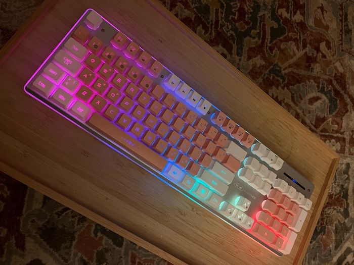 Backlit laptop keyboard
