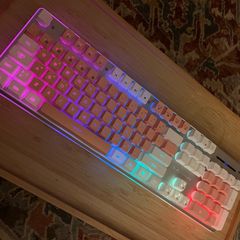 Backlit laptop keyboard