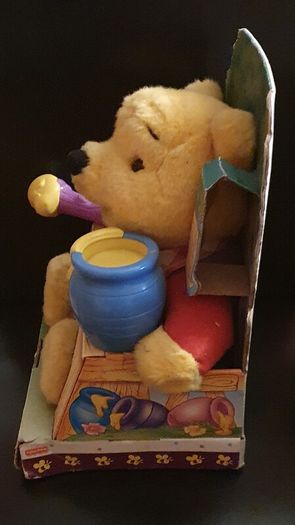 Winnie the Pooh Feed Me