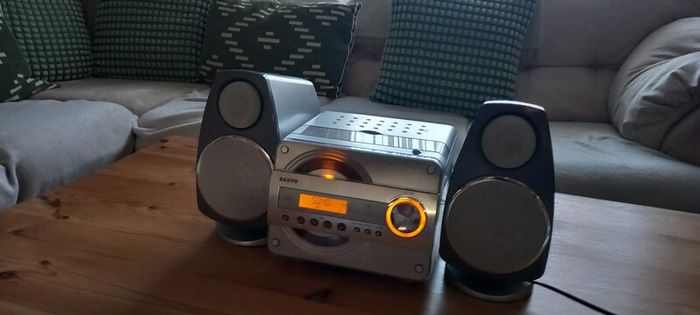 3 in one Sanyo sterio