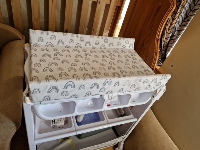 baby changing table
