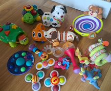 Mix of baby & toddler toys
