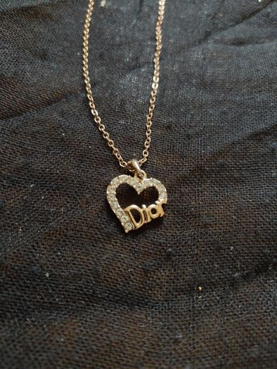 Dior pendant